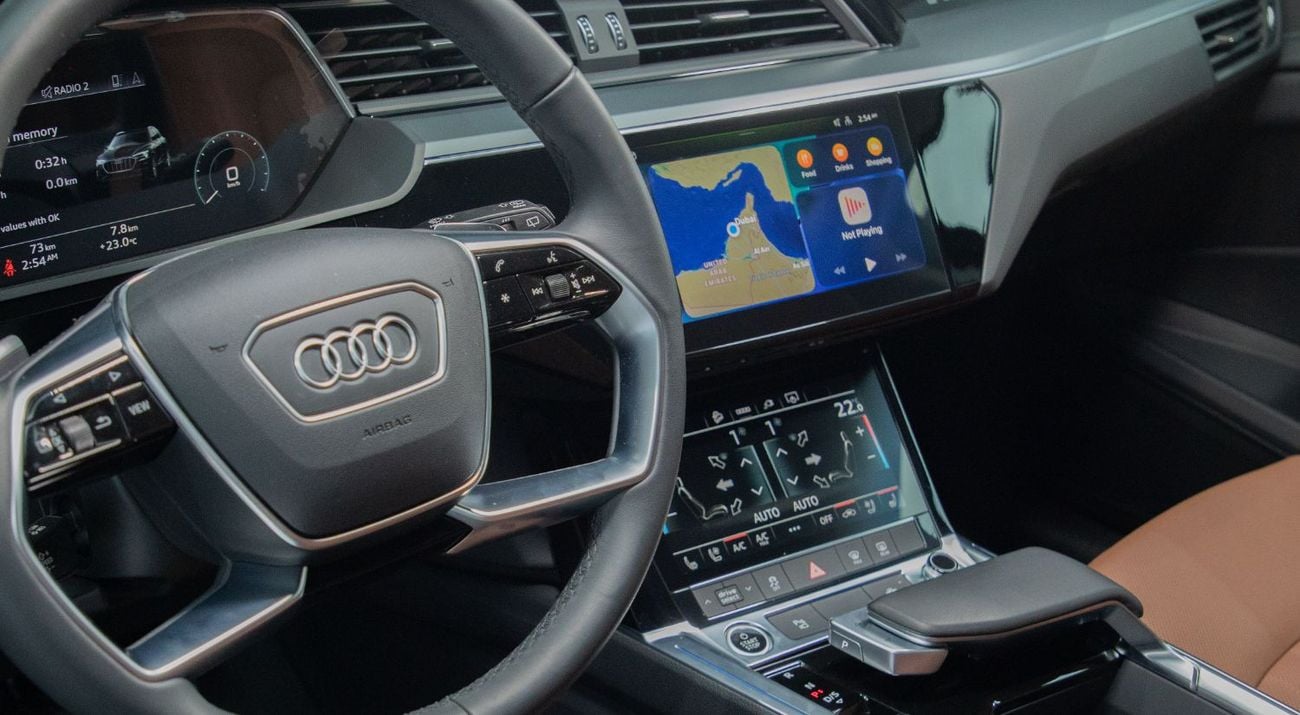 أودي اي ترون 55 Quattro