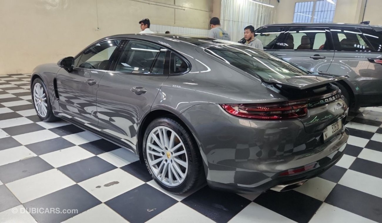 Porsche Panamera Std