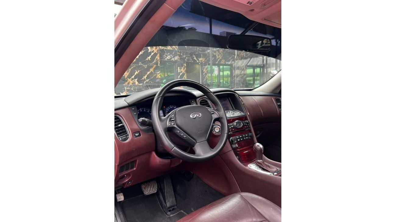 Infiniti QX50 Luxury