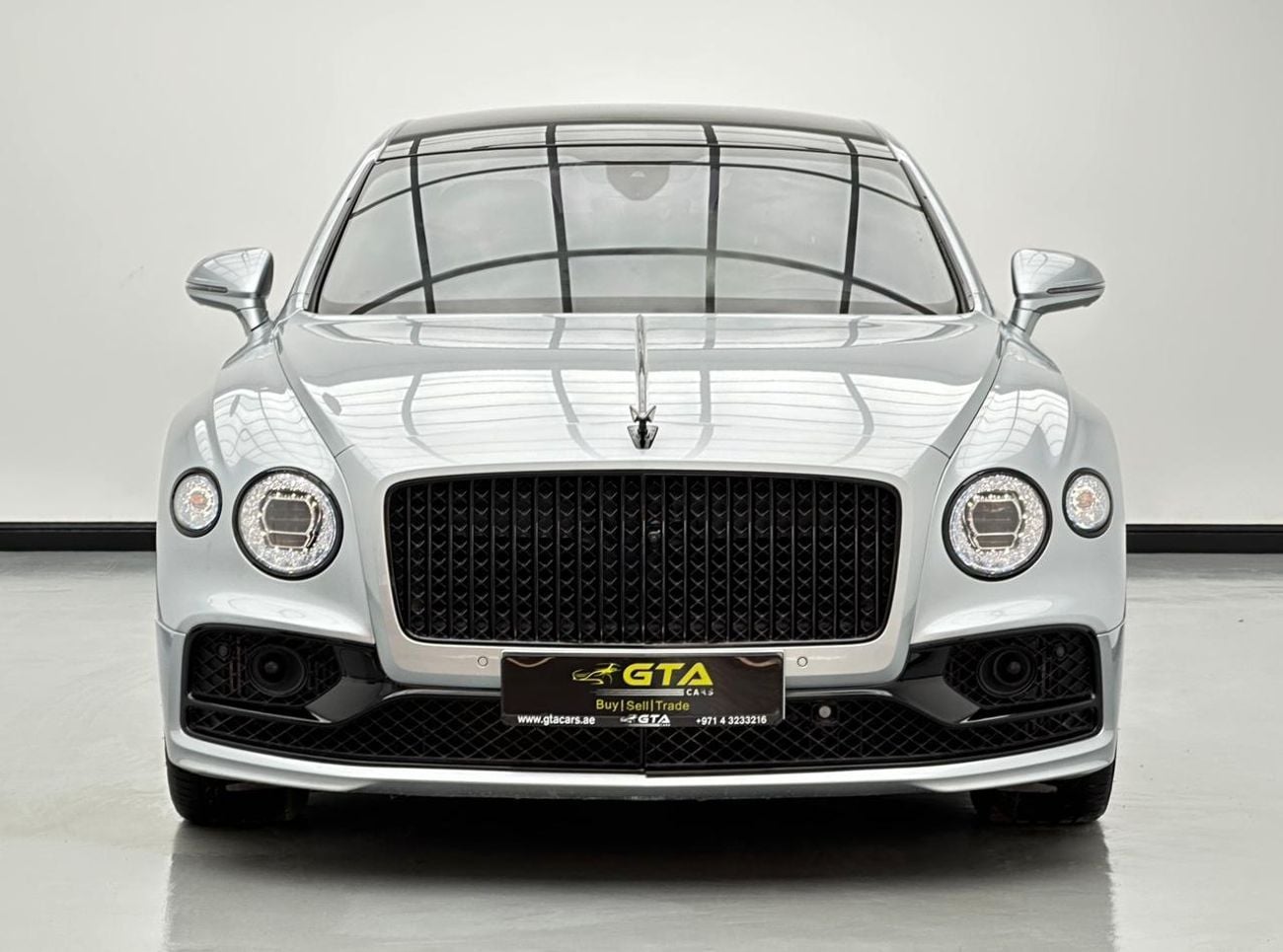 Bentley Flying Spur V8 2021 Bentley Flying Spur V8, 1 Year Unlimited Km Warranty, Full Service History, Rotating Display