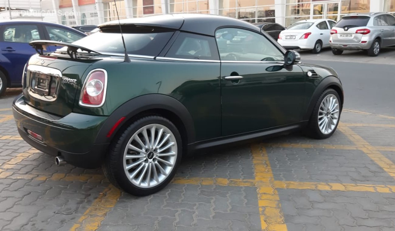 Mini Cooper Coupé Import - cruise control - alloy wheels - in excellent condition, you do not need any expenses