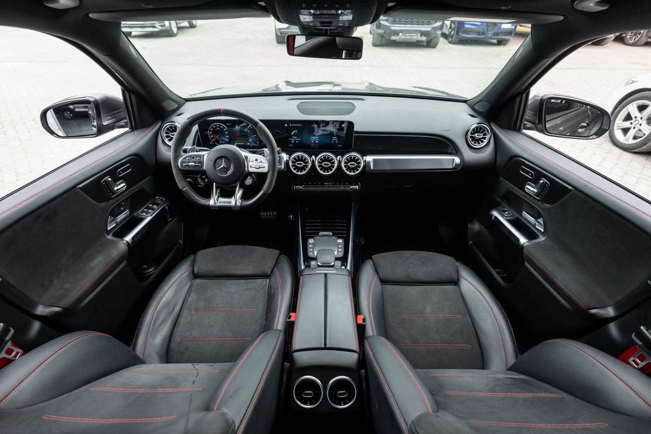 Mercedes-Benz GLB 35 4MATIC 2.0L (302 HP) 2020 Mercedes-Benz GLB 35 AMG | Warranty