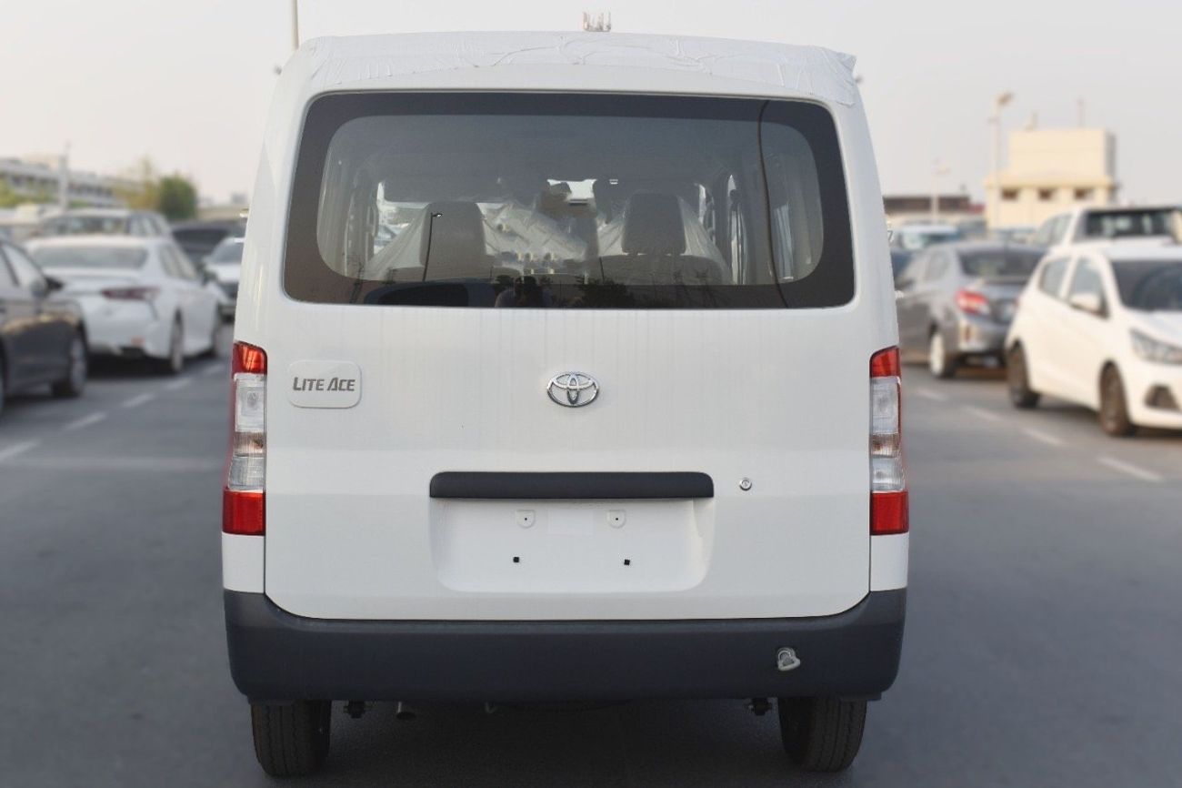 تويوتا لايت آيس