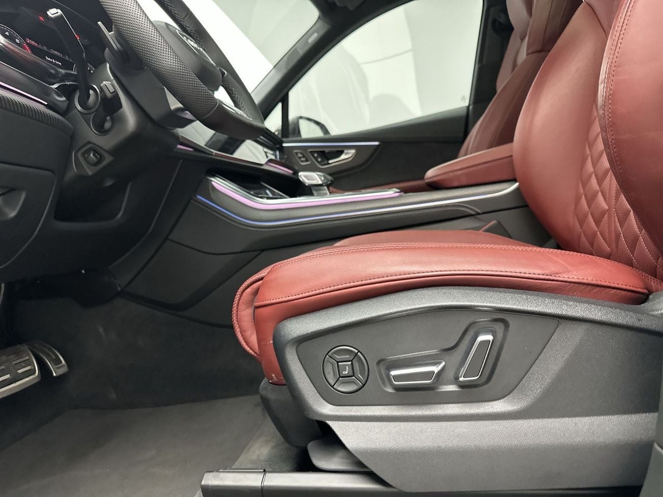 أودي SQ7 SQ7 SUV TFSI 507hp (Ref# 20069)