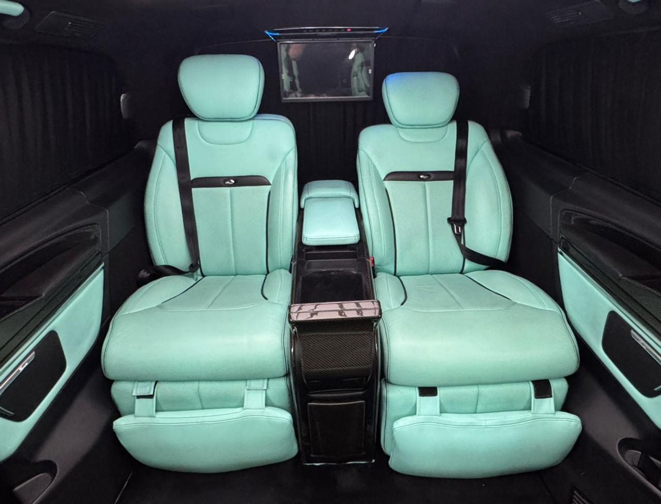 Mercedes-Benz V 250 Std 2.1L 2023 Mercedes-Benz V250 V-Line Design VIP, Full Service History, 1 Year Warranty, GCC