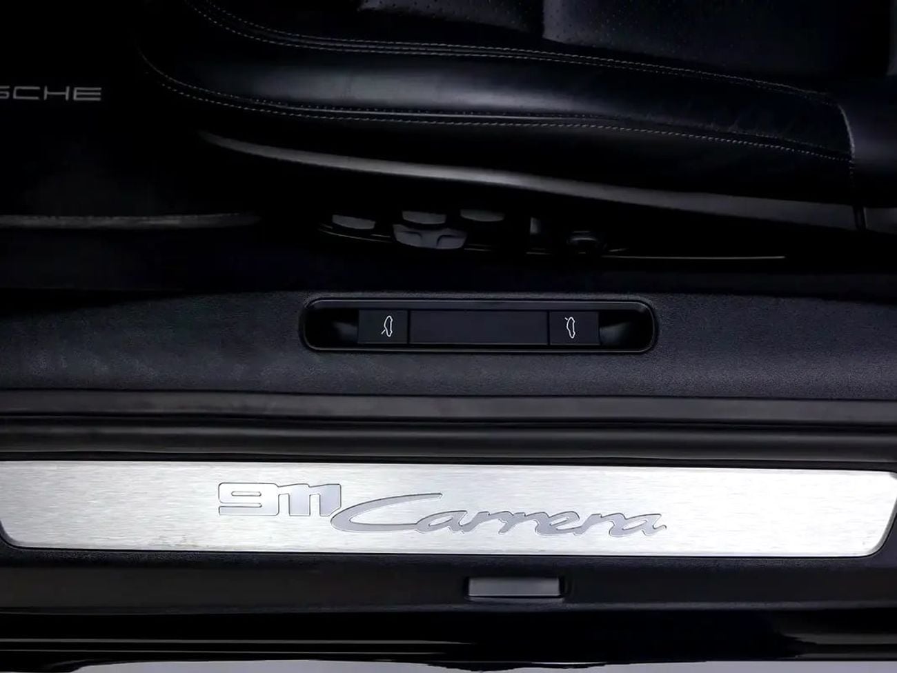 Porsche 911 CARRERA | Dealer Warranty and Full Service History