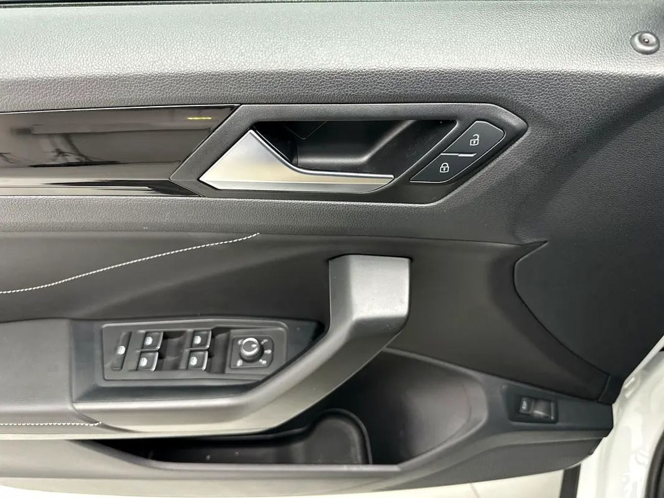 Volkswagen T ROC R-Line