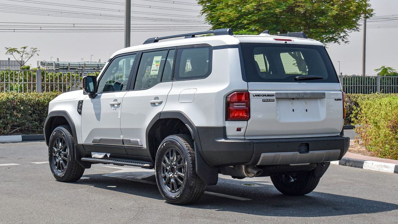 تويوتا برادو ECT0079 - Toyota Prado 2.4L Petrol - White/Black (Leather Seat, Sunroof)