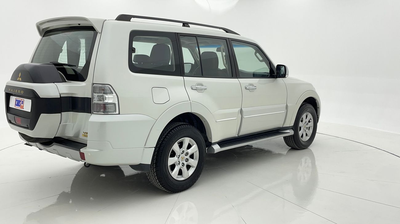 Mitsubishi Pajero GLS HIGHLINE 3 | Zero Down Payment | Free Home Test Drive