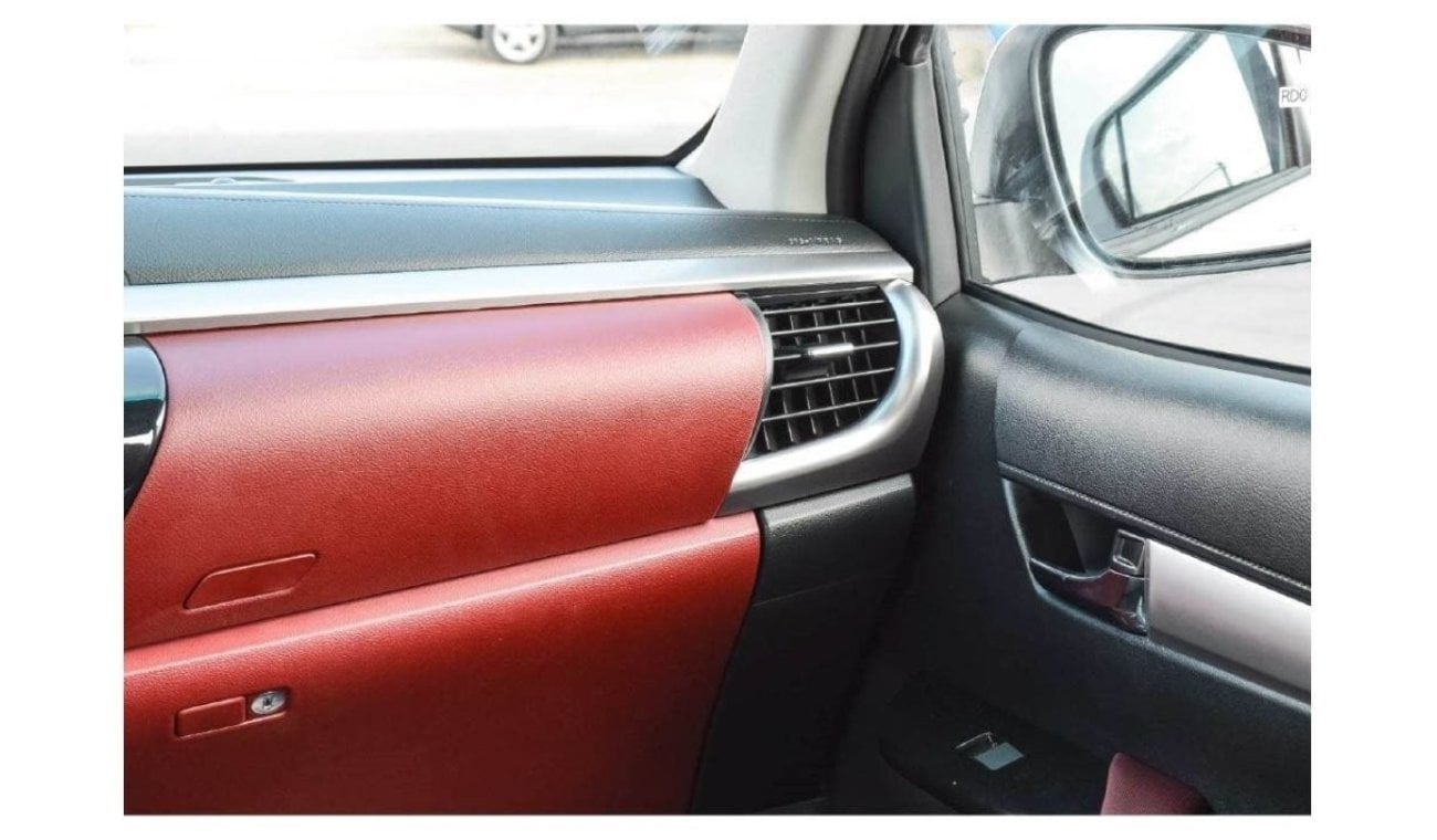 Toyota Hilux 2024 TOYOTA HILUX 2.7L  AUTOMATIC 4X4 UAE PASS