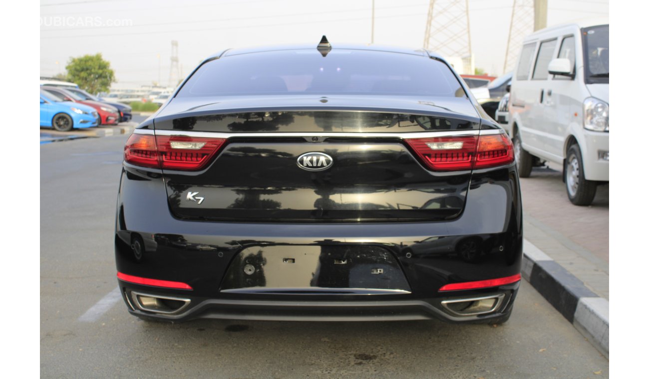 Kia Cadenza K7 / KOREAN/ 3.3LPetrol / FULL OPTION / EXCLUSIVE CONDITION (LOT # 5129)