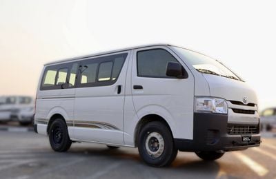 Toyota Hiace DLS - STANDARD ROOF
