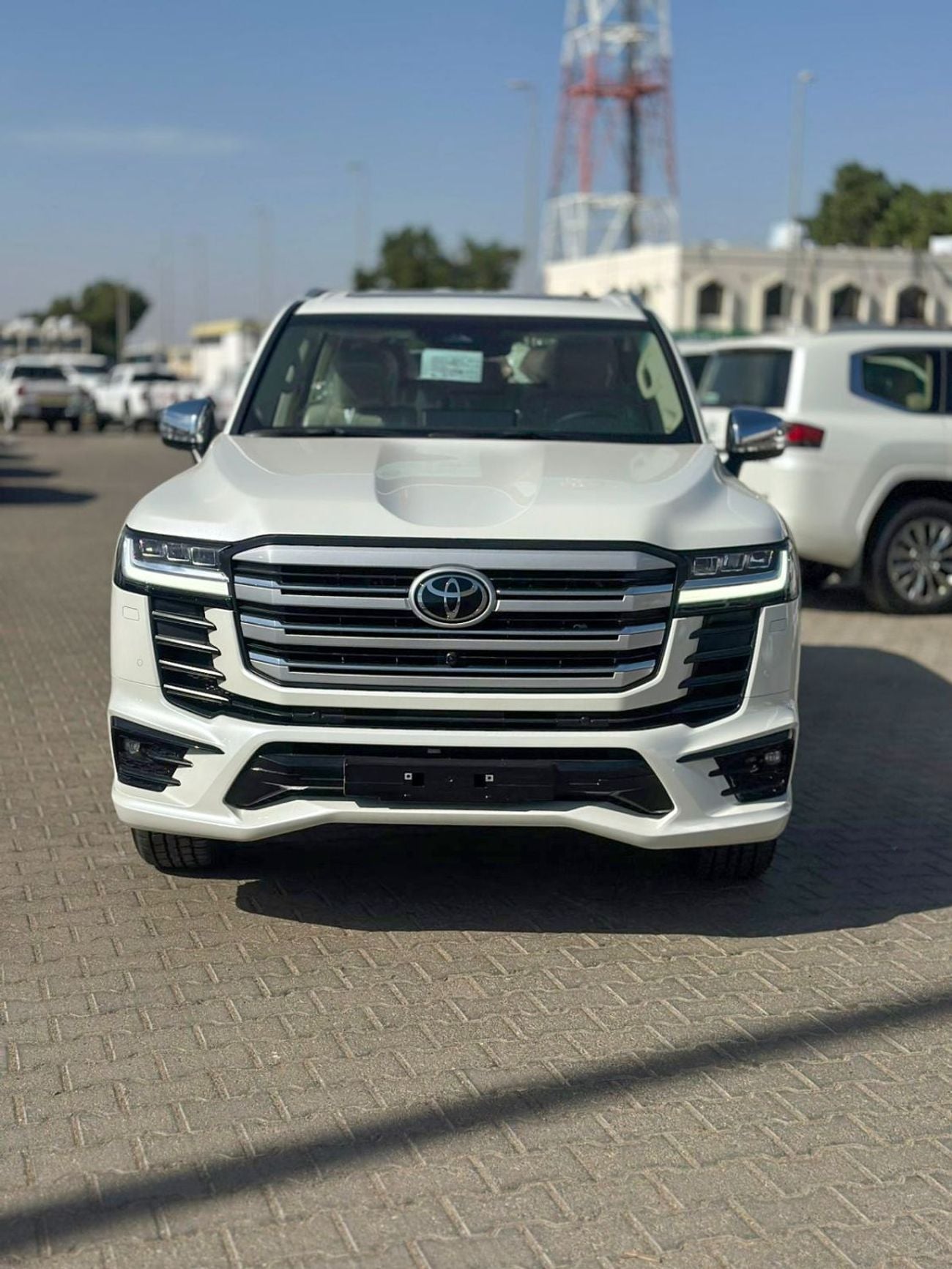 Toyota Land Cruiser 2026 Toyota Land Cruiser VXR 3.5L AT Petrol (Without HUD)