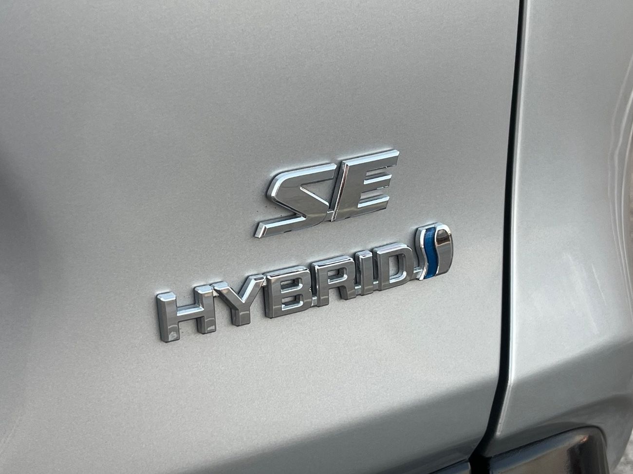 Toyota RAV4 2023 TOYOTA RAV4 SE HYBRID 4x4 IMPORTED FROM USA