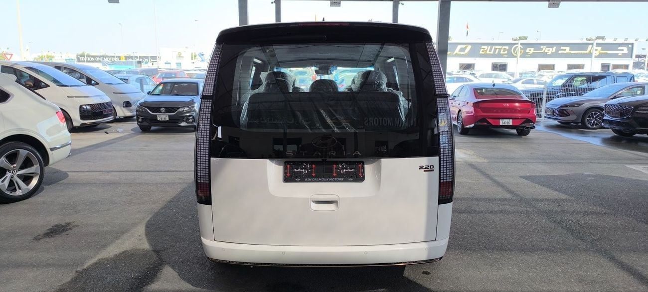 Hyundai Staria HYUNDAI STARIA 2.2L DIESEL VIP