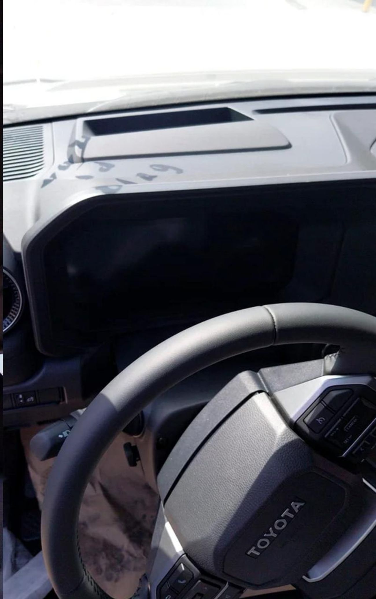 Toyota Prado Toyota Prado luxury premium plus 2.4 2025