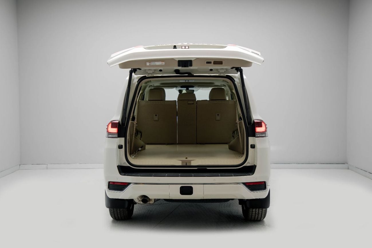 Toyota Land Cruiser LC300 VX 4.0L - White Inside Beige | Export Only