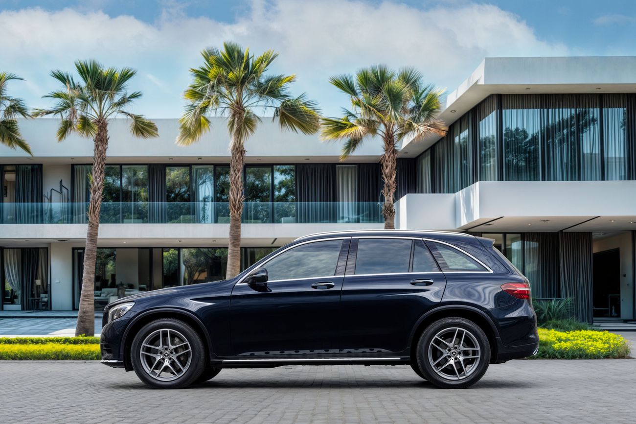 مرسيدس بنز GLC 250 GLC 250 4MATIC | 2,138 P.M | 0% Downpayment | Warranty | Pristine!