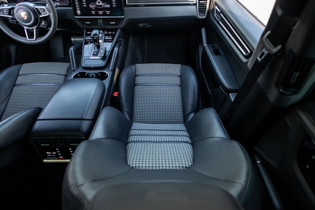 Porsche Cayenne GTS 4.0L (460 HP)