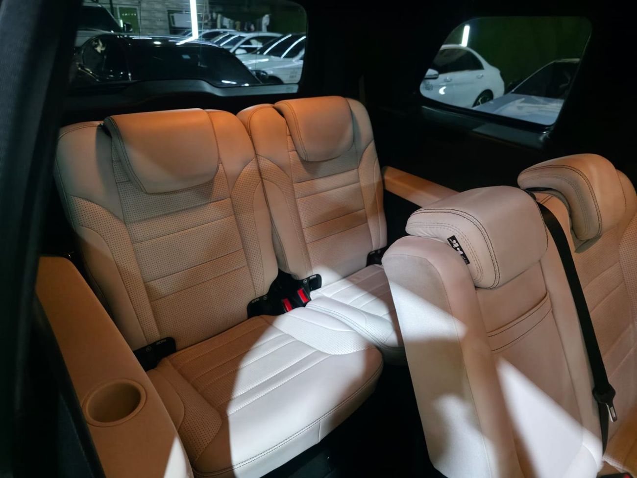 مرسيدس بنز GL 63 AMG Std 5.5L