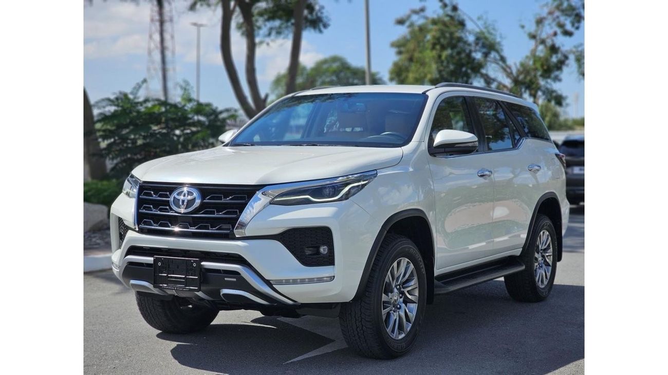 Toyota Fortuner VXR 2022 GCC V6 FULL OPTION UNDER WARRANTY