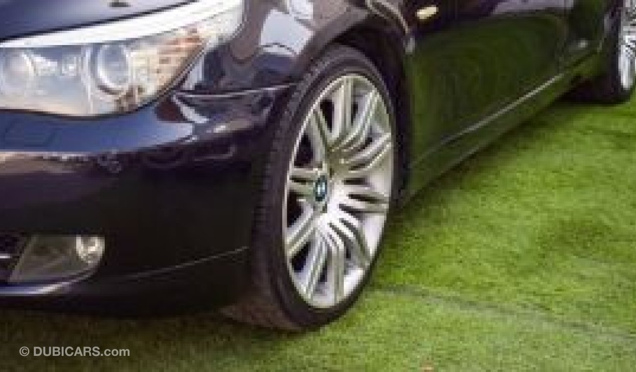 BMW 530i Gulf model 2008 blue530I color inside beige number one leather hatch installed in excellenn