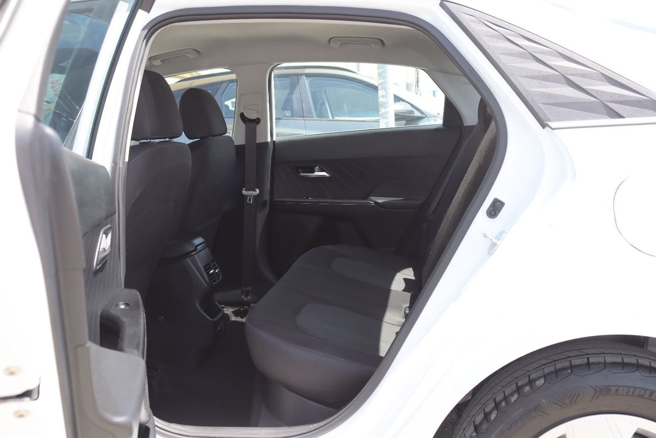 هيونداي أكسنت هيونداى أكسنت - 2024 - خليجى - محرك 1.5 - بدون حوادث - بحاله ممتازه فى الداخل والخارج