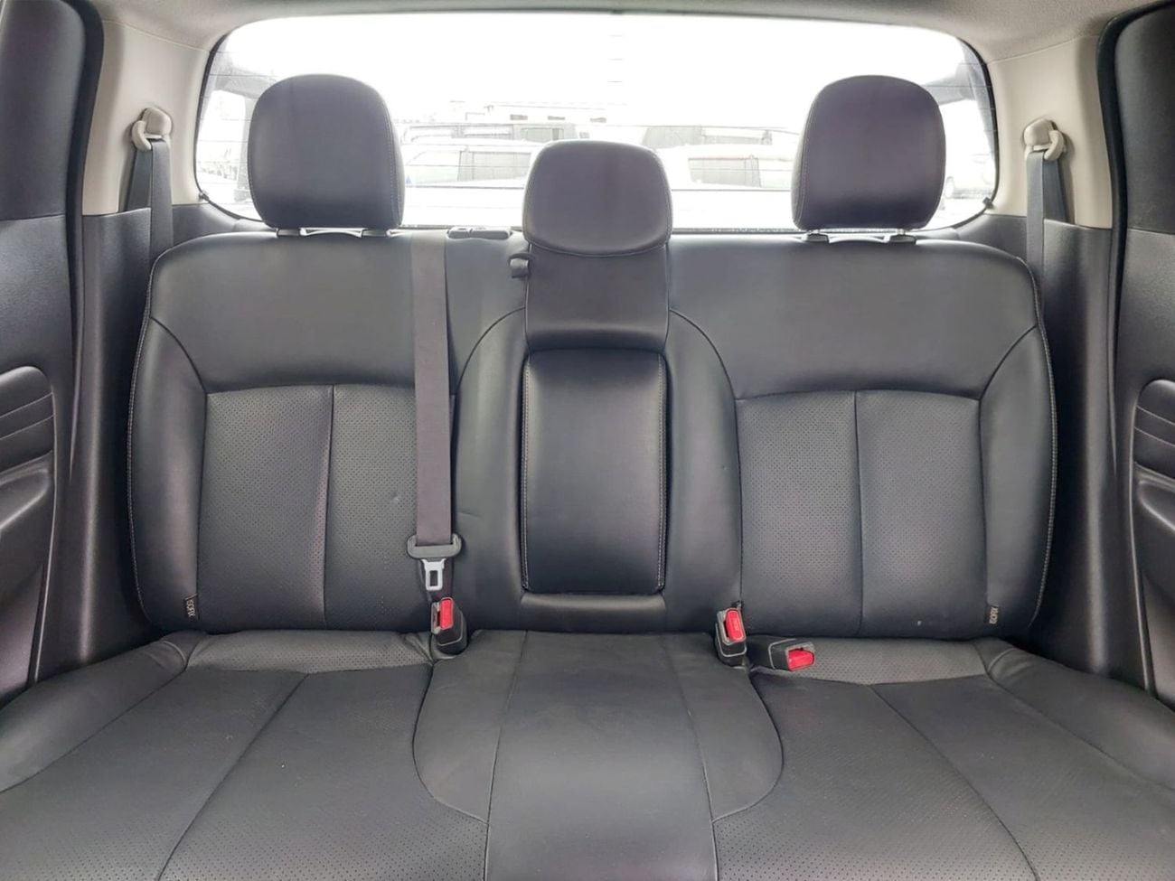 ميتسوبيشي تريتون MITSUBISHI TRITON PICKUP RHD 2020 MODEL 2.4 L DIESEL AUTOMATIC(PM04983)