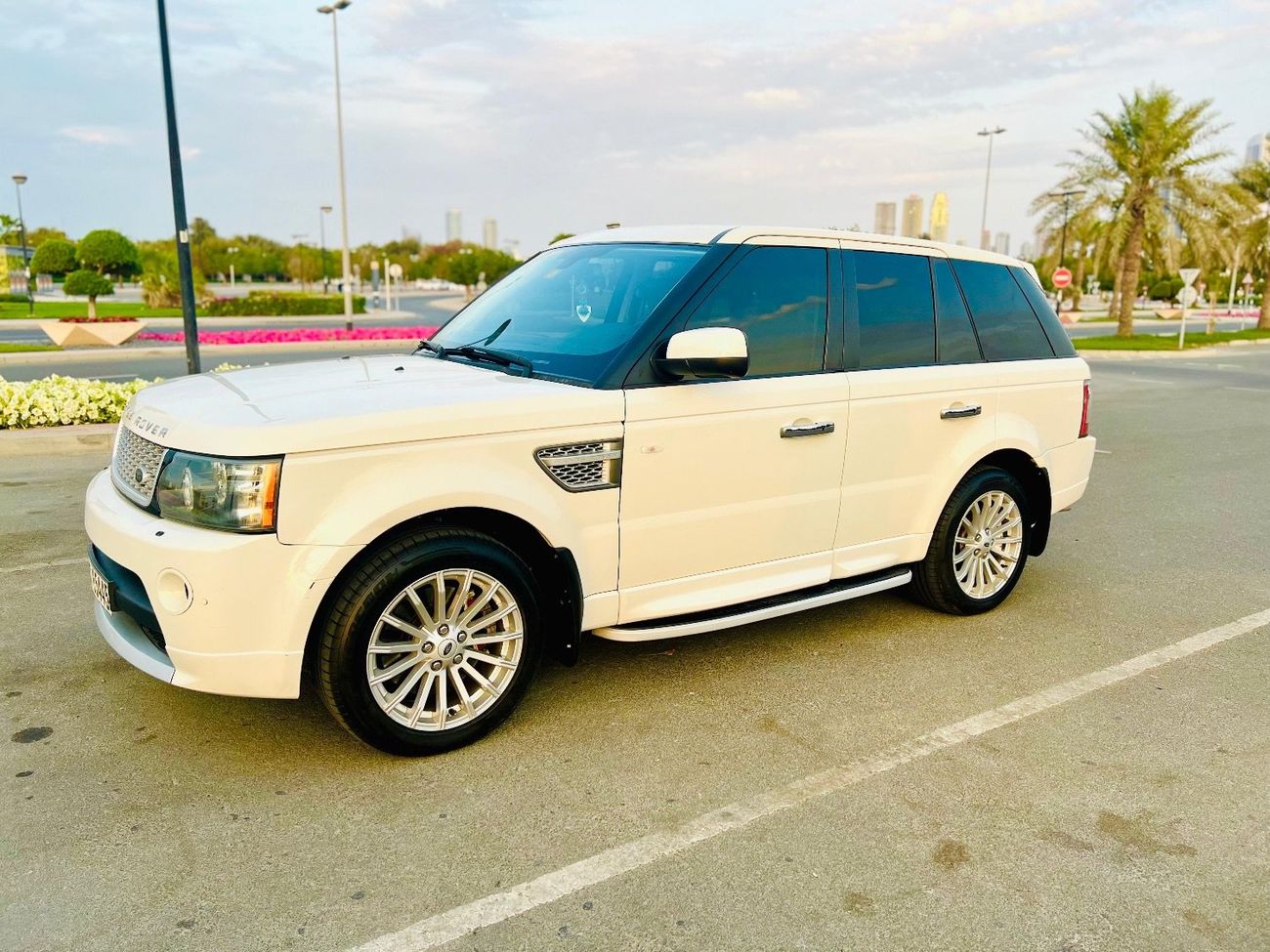 لاند روفر رينج روفر سبورت Range Rover Sport