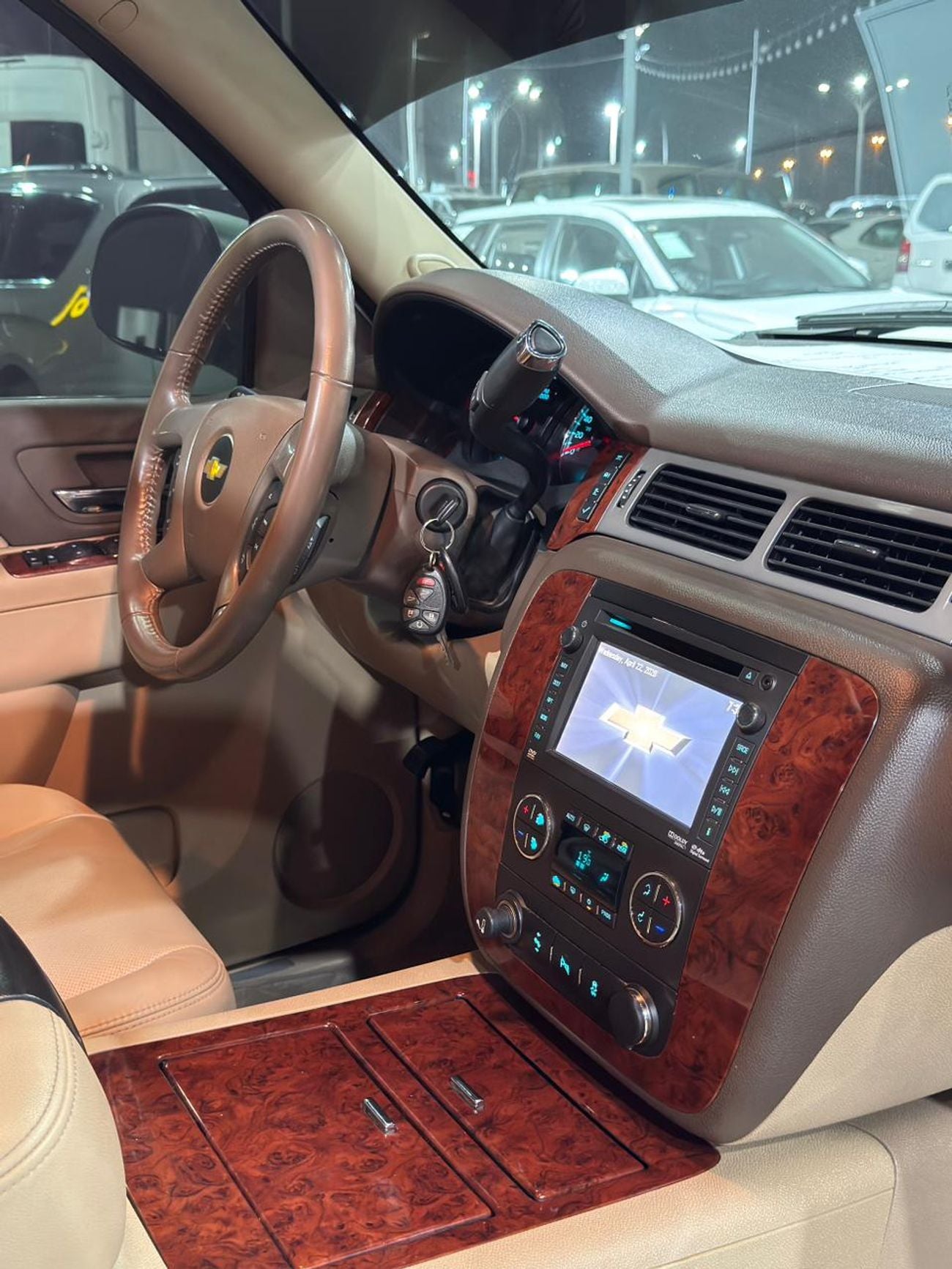 Chevrolet Tahoe LTZ 5.3L 4WD (8 Seater)