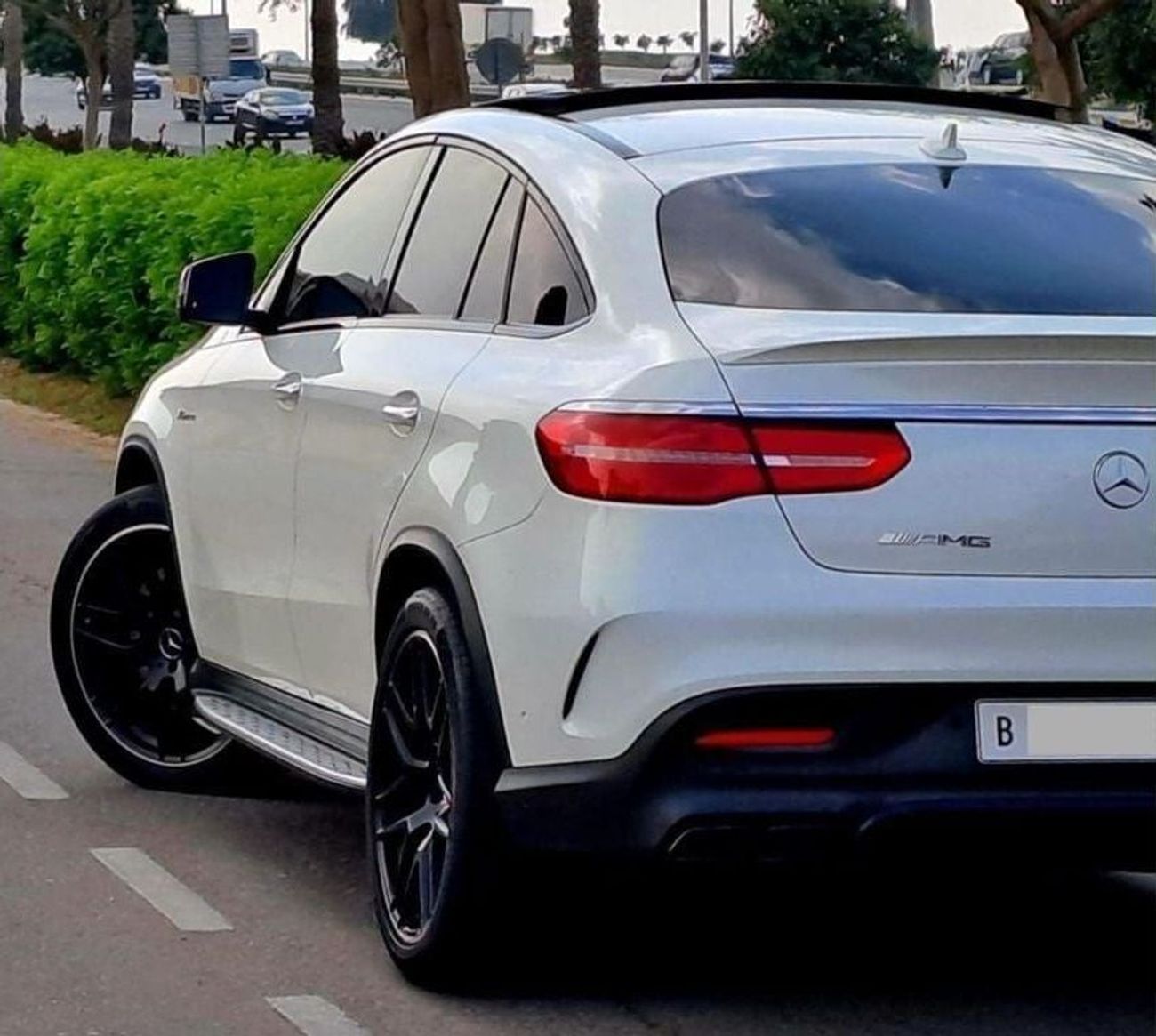 Mercedes-Benz GLE 63 S AMG MERCEDES BENZ GLE 63 S AMG | 2016 MODEL | GCC (2650X48 MONTHLY)
