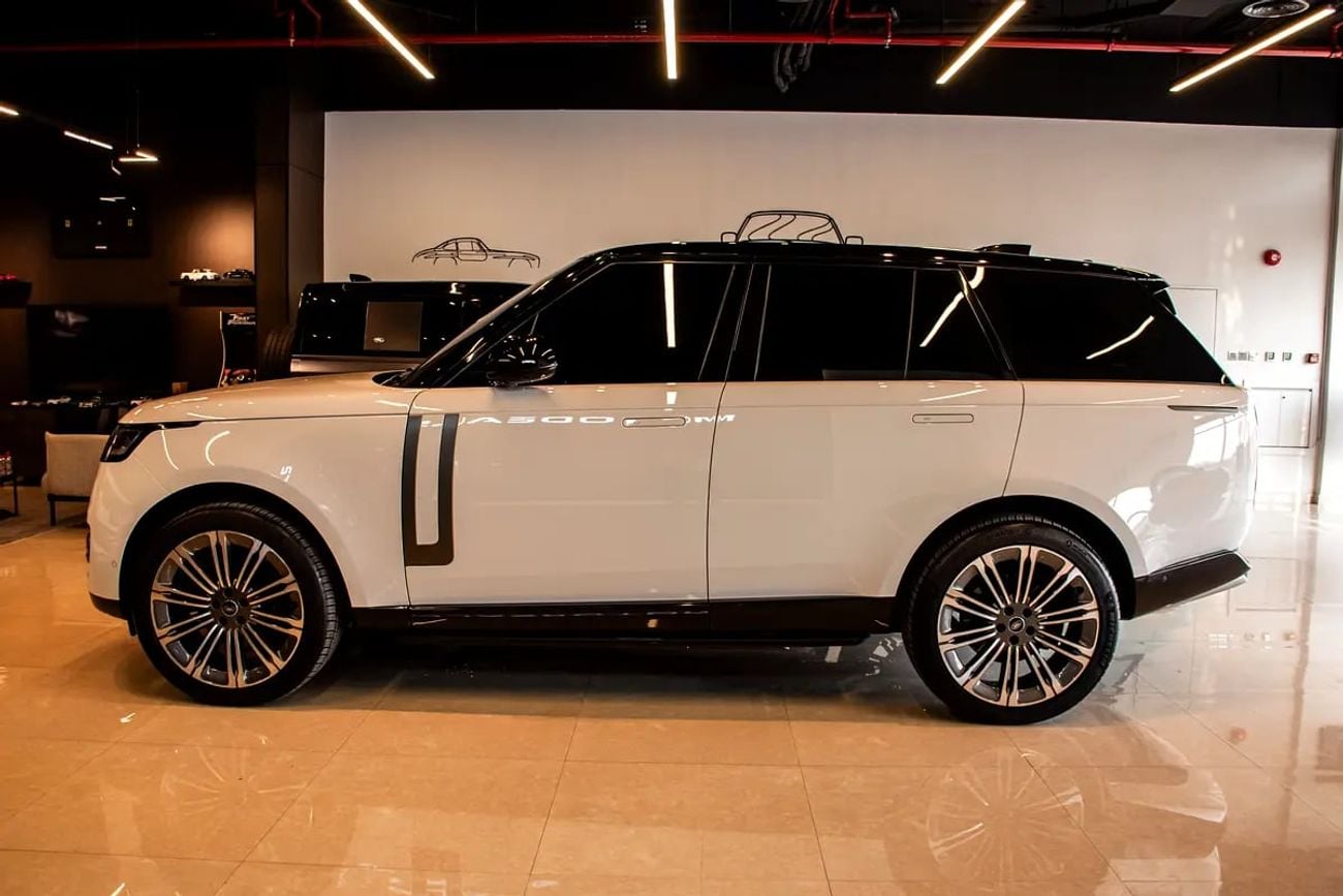 Land Rover Range Rover HSE P400 | GCC Specs | Recently Serviced