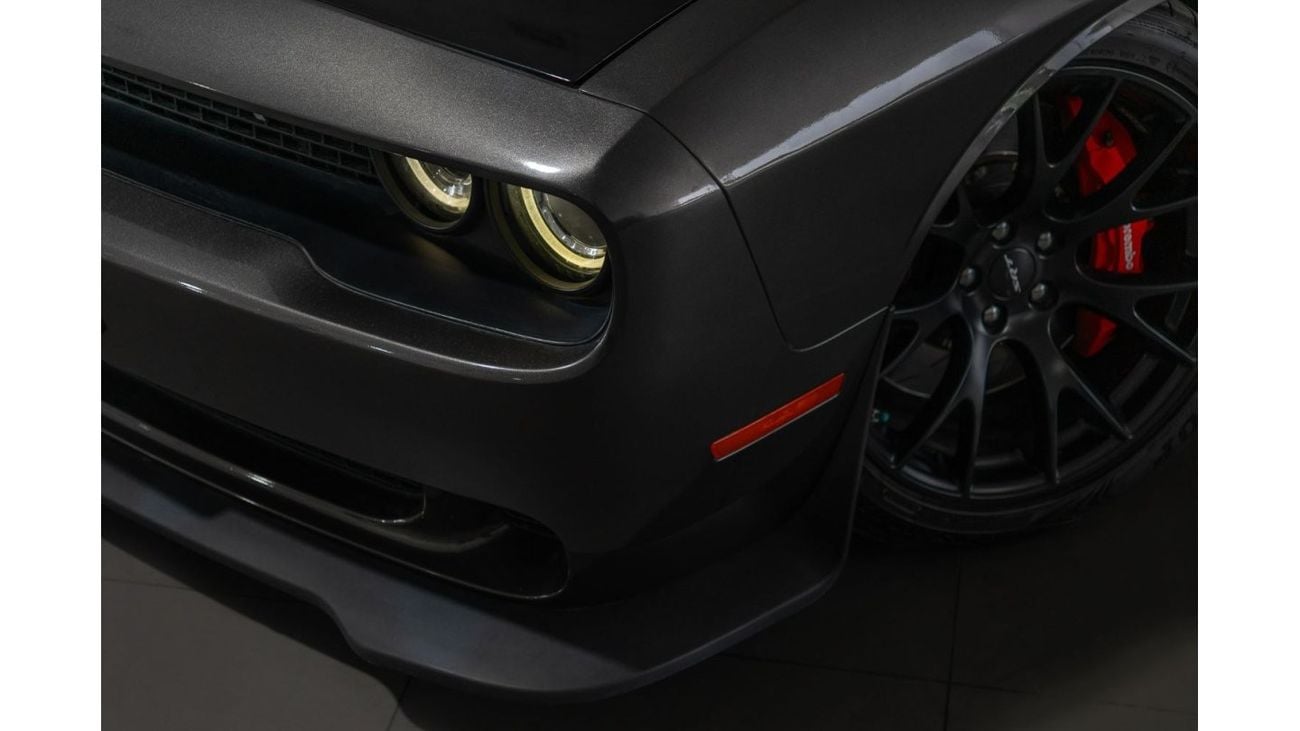 دودج تشالينجر SRT هيلكات 2015 Dodge Challenger Hellcat V8 707Bhp / Full-Service History