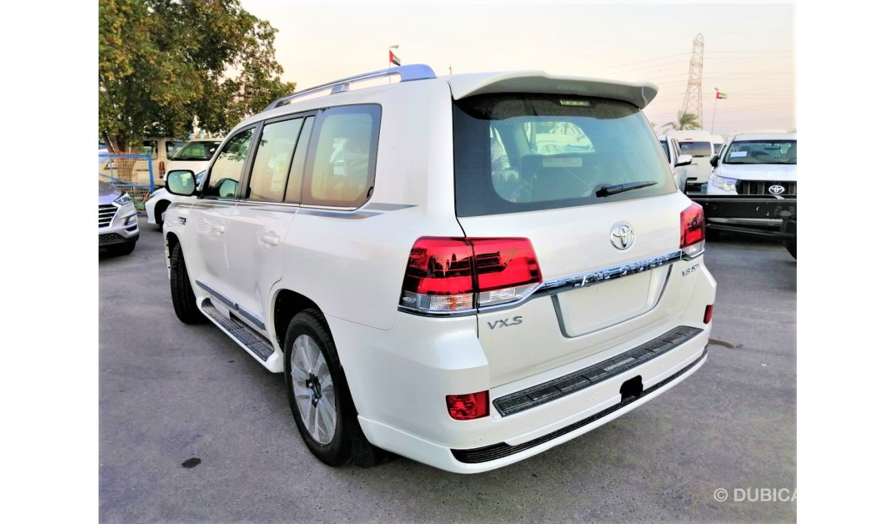 Toyota Land Cruiser v8  petrol  vxs