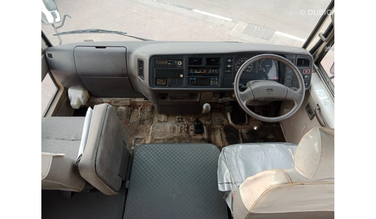 Mitsubishi Rosa MITSUBISHI ROSA BUS RIGHT HAND DRIVE  (PM1537)