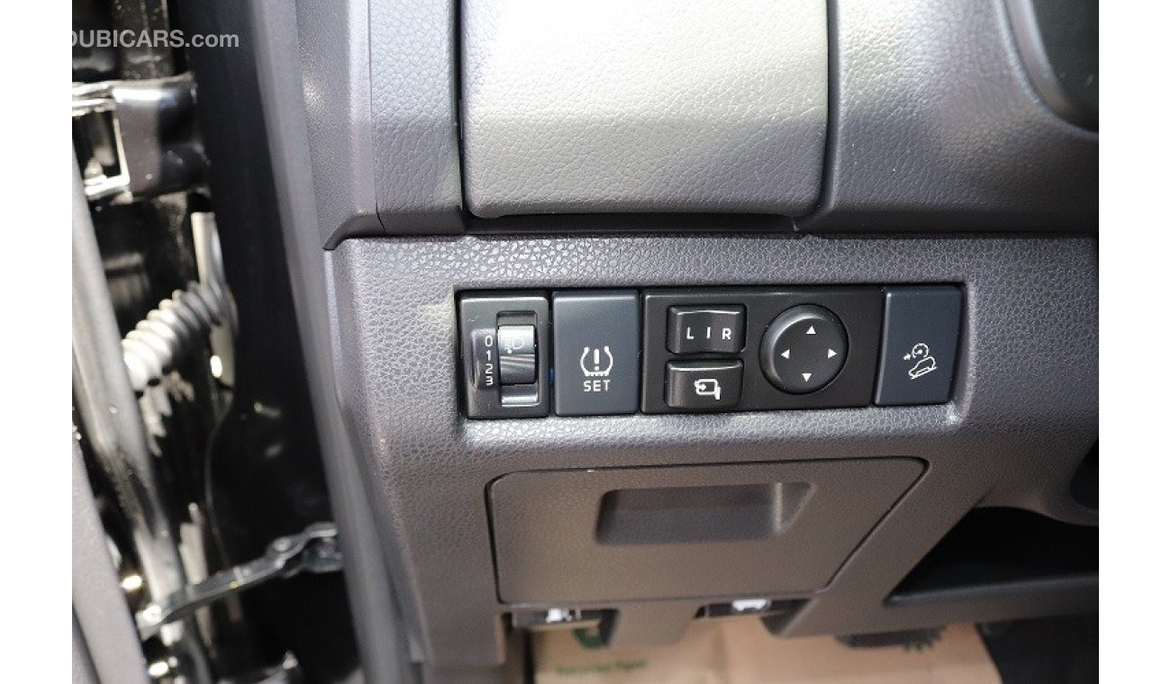 إيسوزو D-ماكس 2019 Model Double Cabin LS Automatic GT 5 Seater (Export Only)