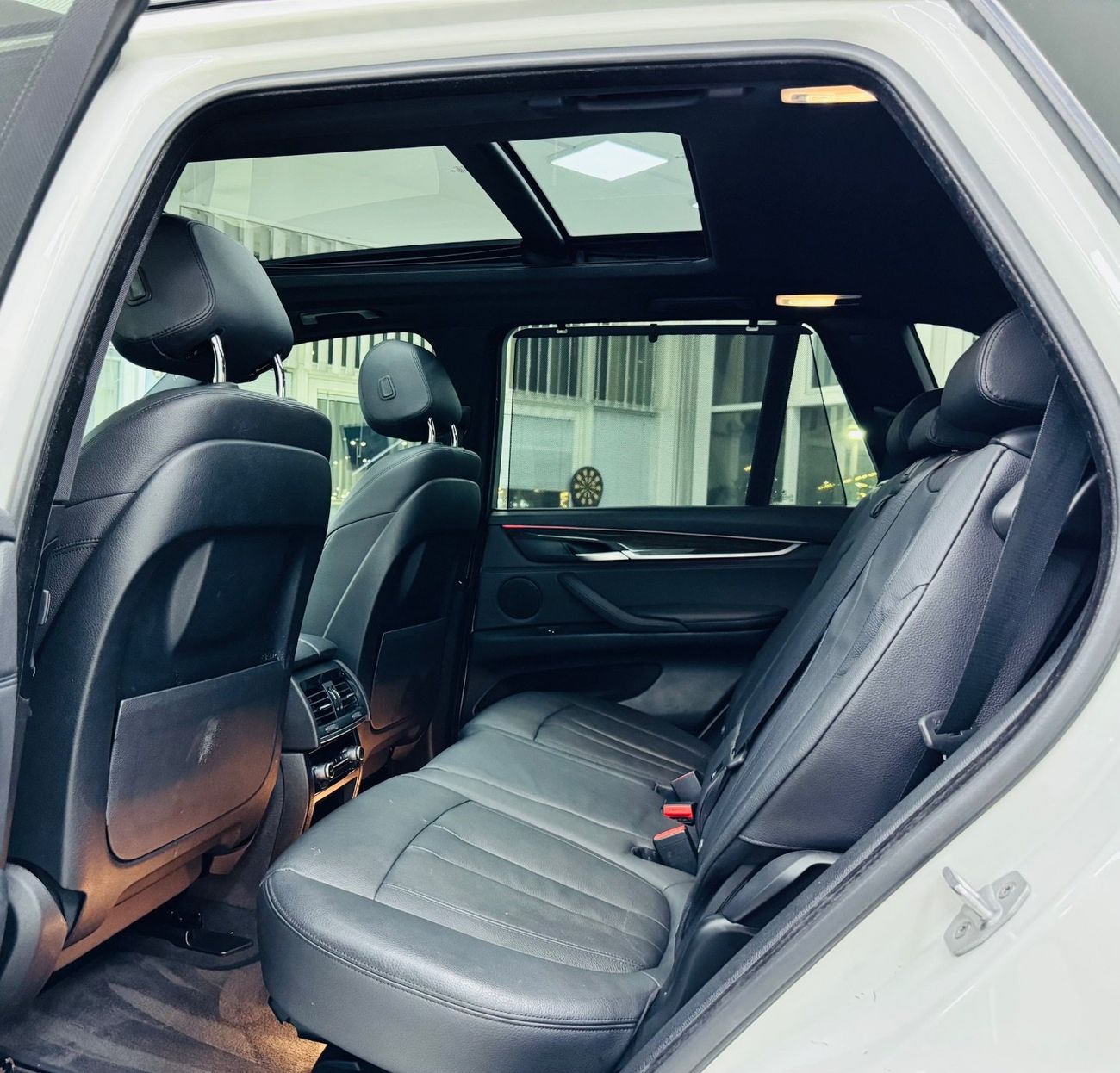 بي أم دبليو X5 35i Exclusive 3.0L (7 Seater)