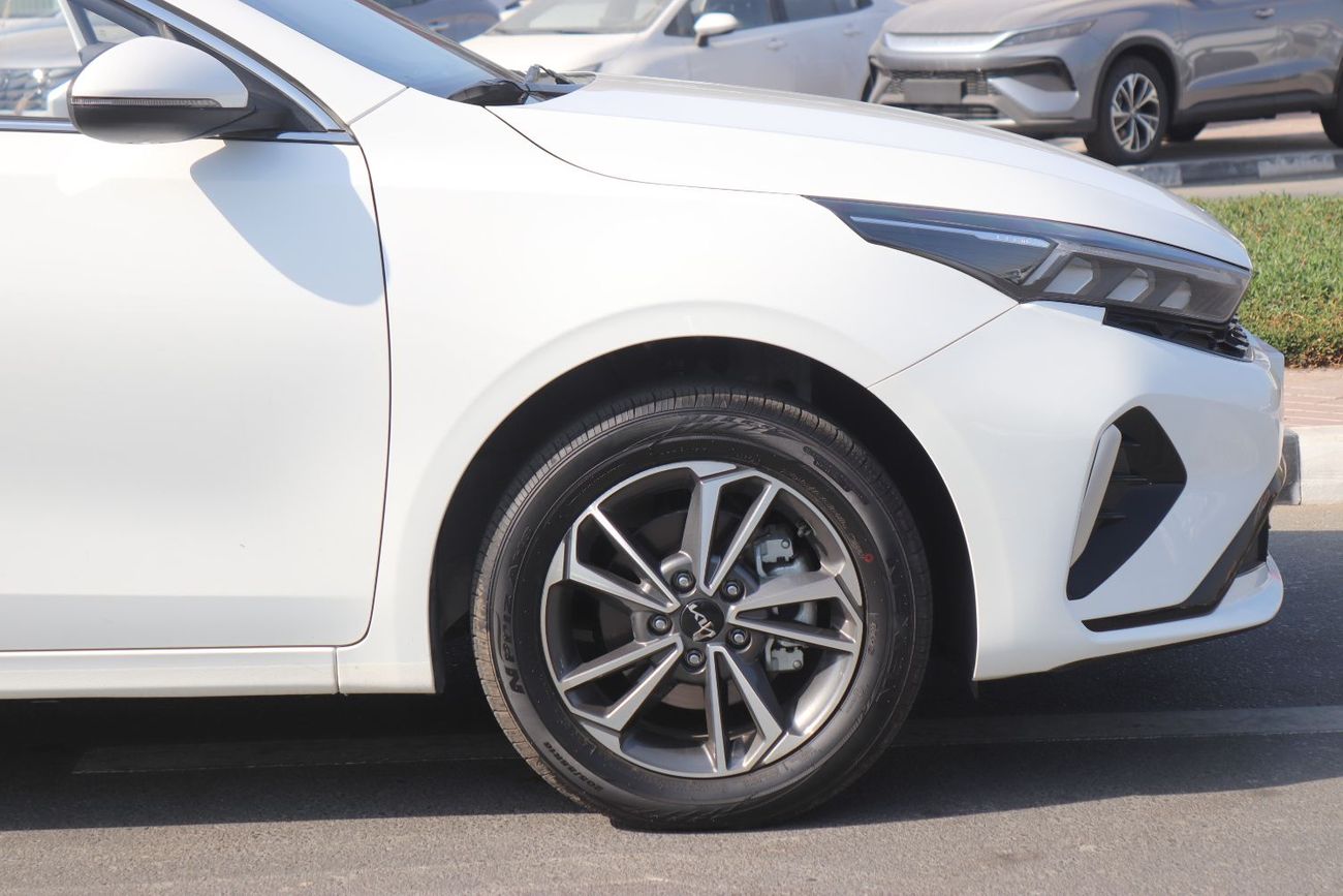 كيا K3 1.5L , PUSH START, SUNROOF, MODEL 2025