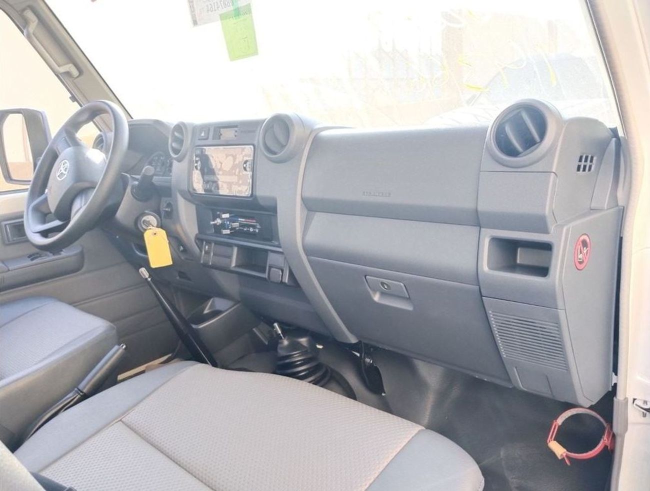 Toyota Land Cruiser Pick Up LC79 SC 2.8L TURBO DIESEL| MANUAL | 2025 | 0 KM | 03 YEARS WARRANTY