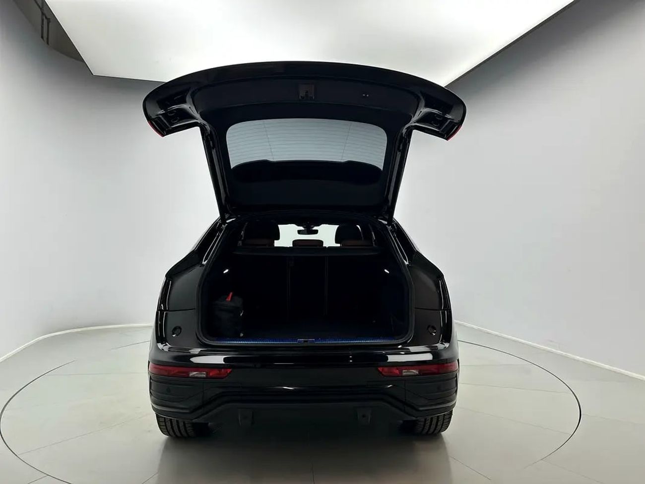 أودي Q5 Sportback S line 45 TFSI quattro 249hp (Ref# 36879) EXCLUSIVE RAMADAN OFFER