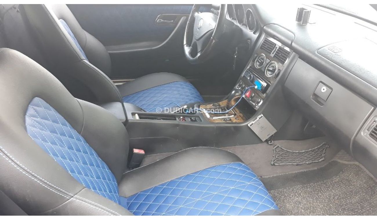 Mercedes-Benz SLK 320 2004 Low mileage Full options Clean car excellent condition