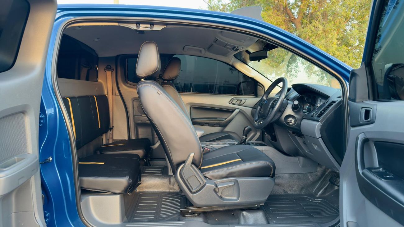 Ford Ranger Raptor SMART CAB RAPTOR | BLACK INTERIOR | 2WD | RHD | 2015 | 2.2L DIESEL ENGINE | AUTOMATIC TRANSMISSION |