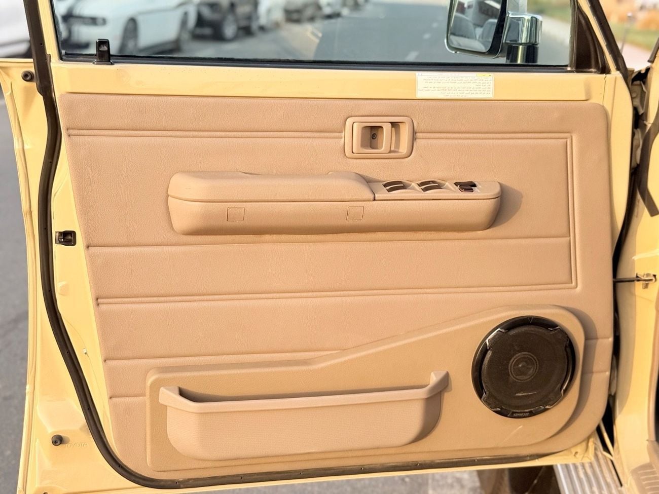 تويوتا لاند كروزر بيك آب Toyota landcuriser pickup Double Cabin 4.5L Years Diesel 8 cylinder Left hand drive