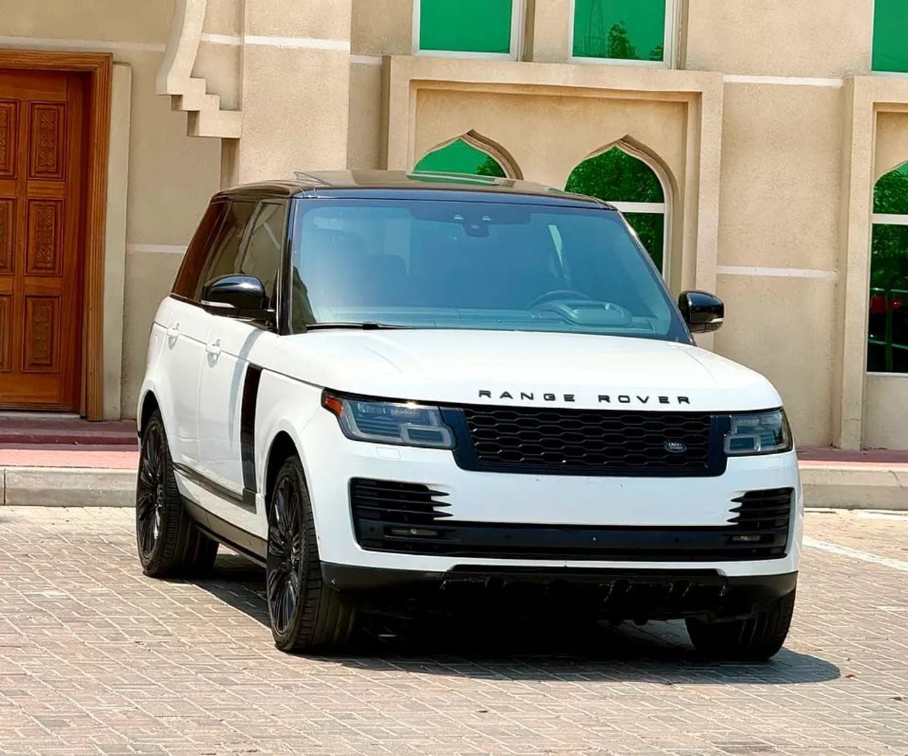 Land Rover Range Rover رنج روفر فوج صبغ وكالة Vogue Supercharged - US Specs - Pristine Condition