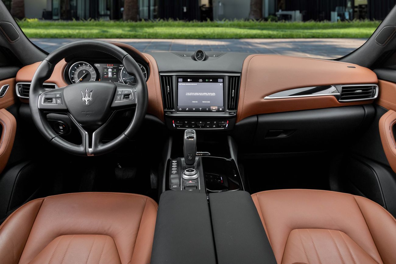 Maserati Levante 3,721 P.M | 0% Downpayment | LEVANTE GT HYBRID | LOW KMS!