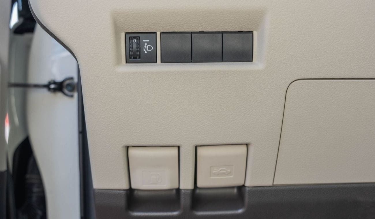 تويوتا هاياس 2025 Toyota Hiace GL 2.8L MT Diesel with Leather Seat