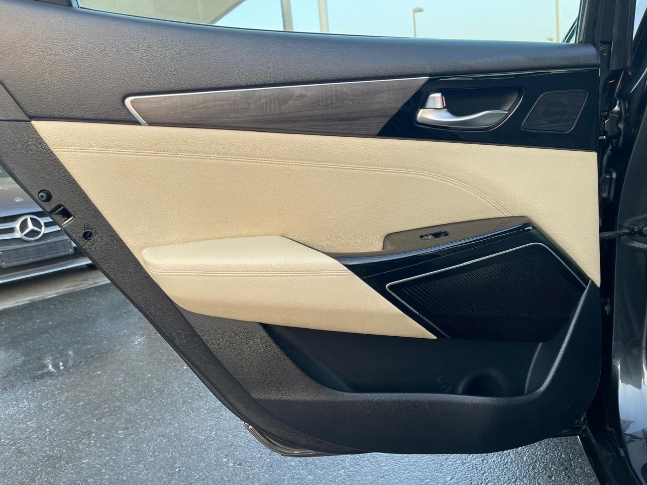 Kia Cadenza Kia Cadenza_Gcc_2021_Excellent_Condition _Full option