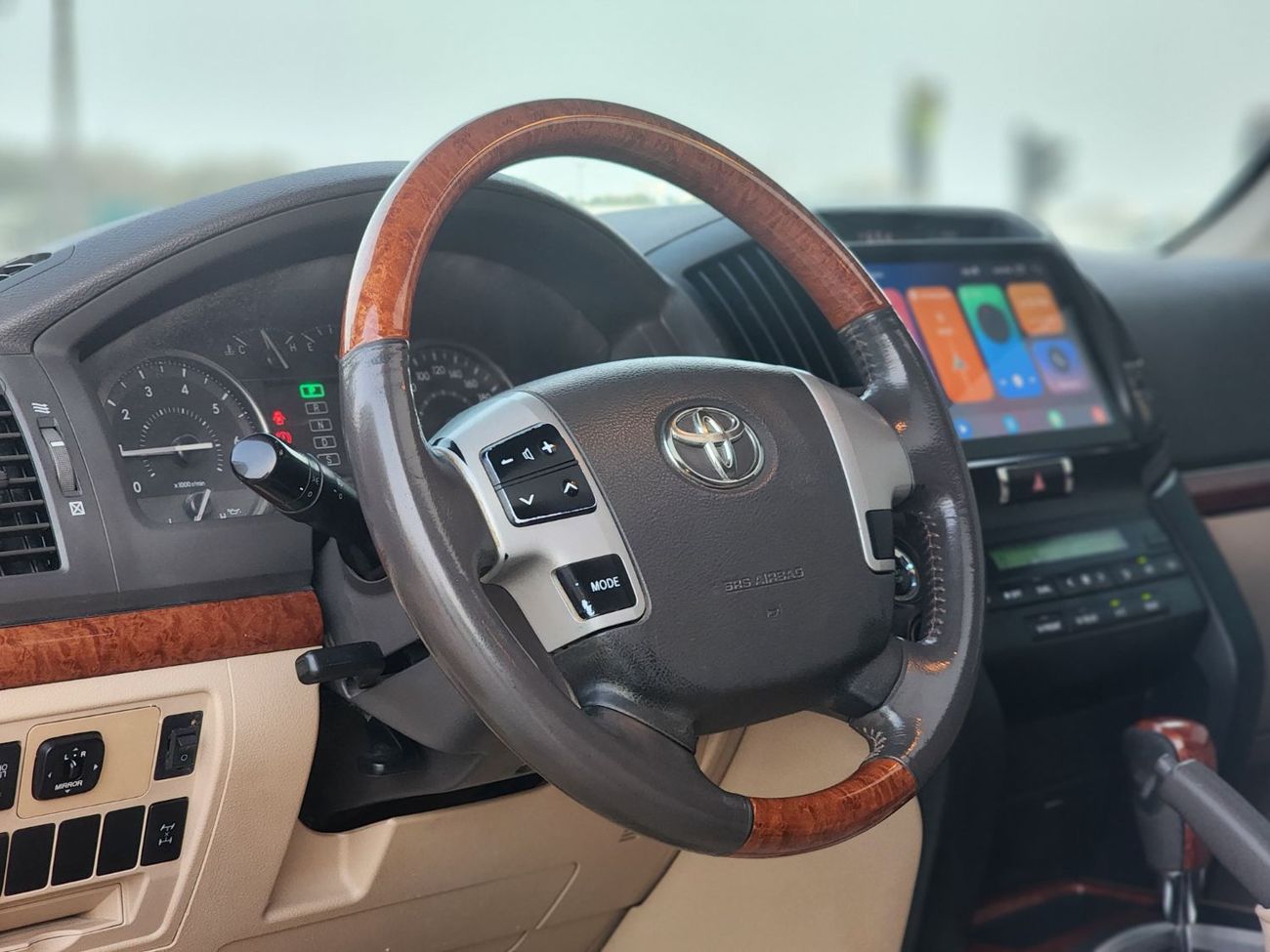 Toyota Land Cruiser GX.R V6