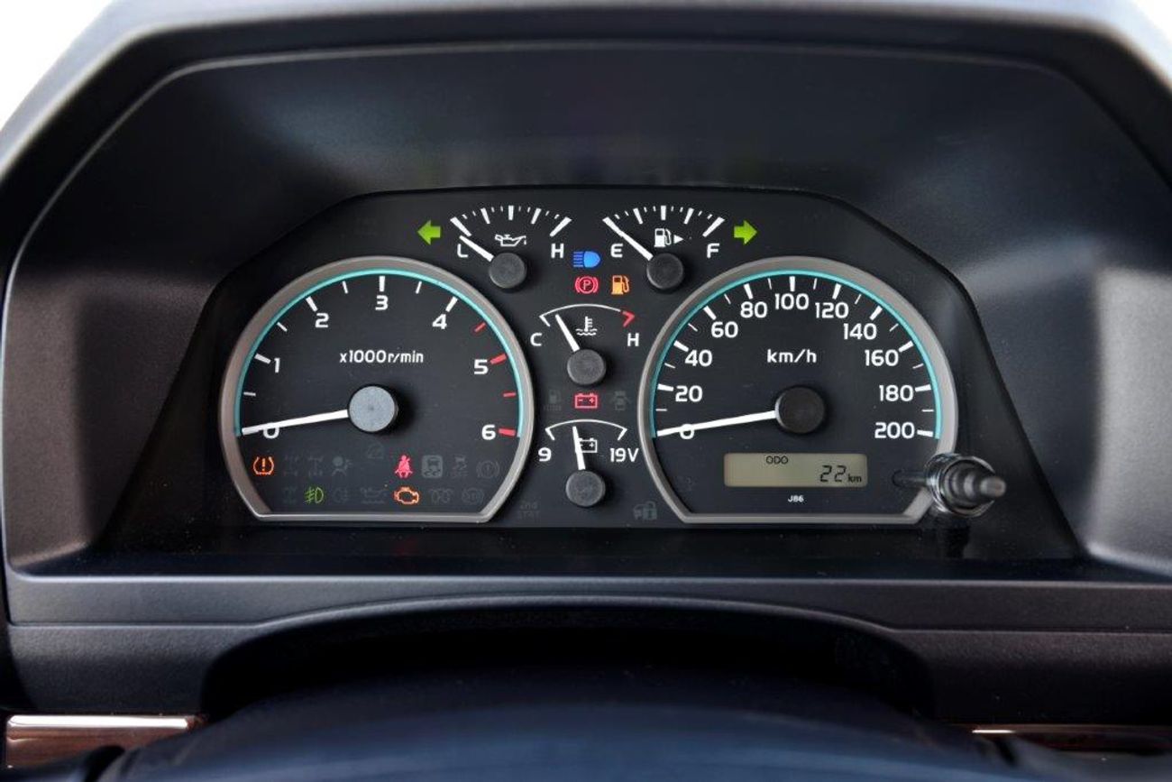 Toyota Land Cruiser 70 76  Limited V8 4.5L Turbo Diesel 4wd Manual Transmission