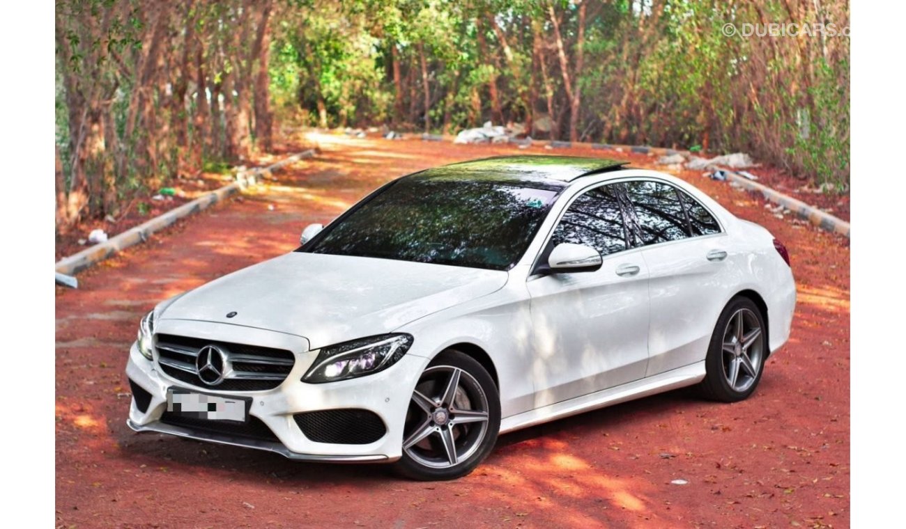 مرسيدس بنز C 250 AMG باك موديل 2015 خليجي صبغ وكالة لايوجد حوادث عداد المترات 114000 km ناقل حركة اوتوماتيك 4 سلندر